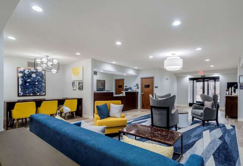 فندق Comfort Inn & Suites