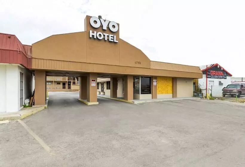 Oyo Hotel San Antonio Lackland AFB Seaworld Hwy 90 W