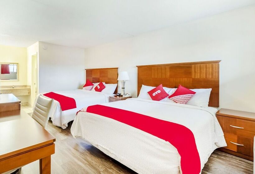 Oyo Hotel San Antonio Lackland AFB Seaworld Hwy 90 W