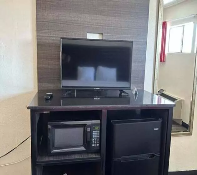 Oyo Hotel San Antonio Lackland AFB Seaworld Hwy 90 W