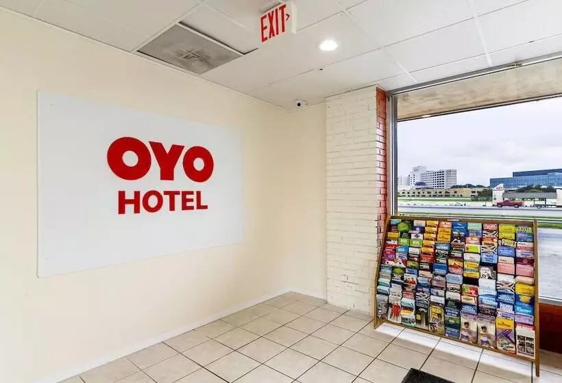 Oyo Hotel San Antonio Lackland AFB Seaworld Hwy 90 W