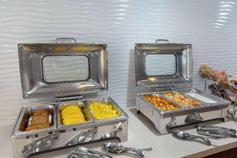 فندق La Quinta Inn By Wyndham Pigeon Forgedollywood