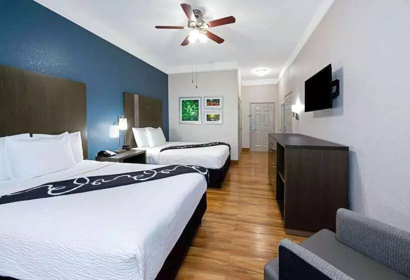 Hotel La Quinta Inn & Suite Kingwood Houston Iah Airport 53200