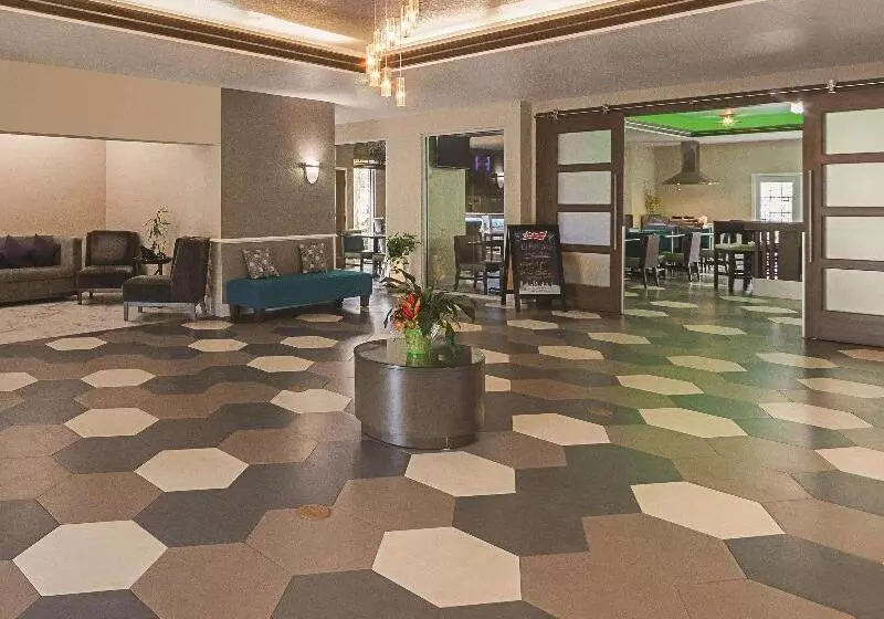 Hotel La Quinta Inn & Suite Kingwood Houston Iah Airport 53200