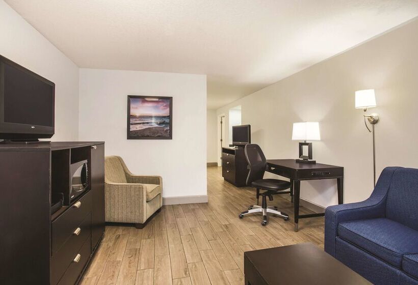 فندق La Quinta By Wyndham Oceanfront Daytona Beach