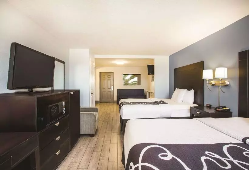 Hotel La Quinta By Wyndham Oceanfront Daytona Beach