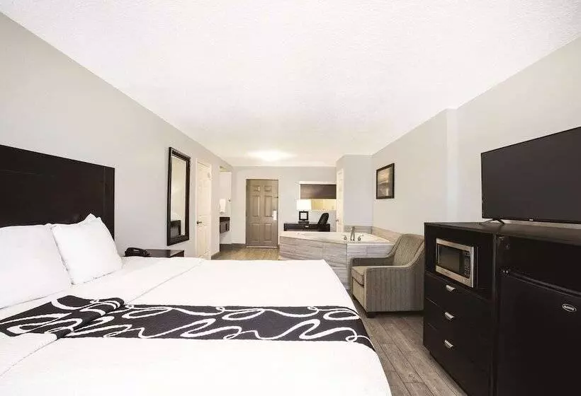 Hotel La Quinta By Wyndham Oceanfront Daytona Beach