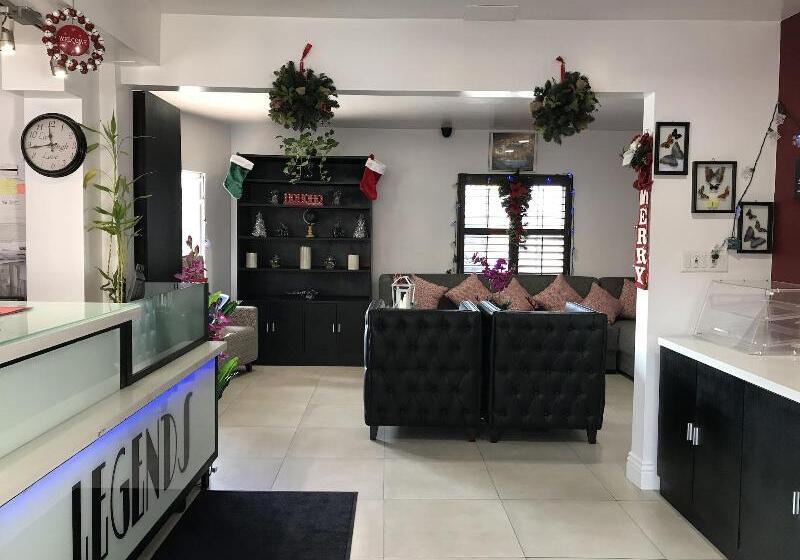 Legend Hotel Hollywood