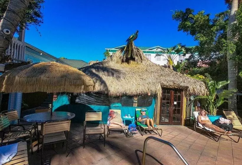 Отель The Lighthouse Resort Inn & Suites