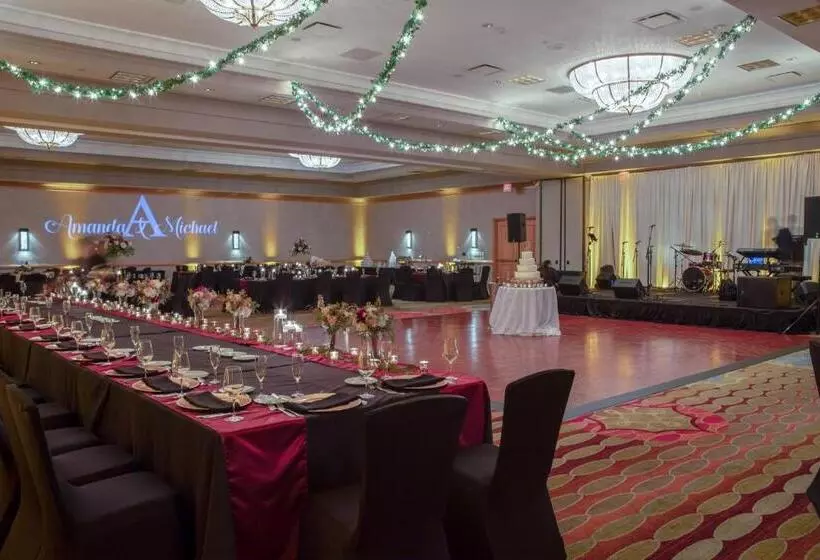 호텔 Marriott Indianapolis North