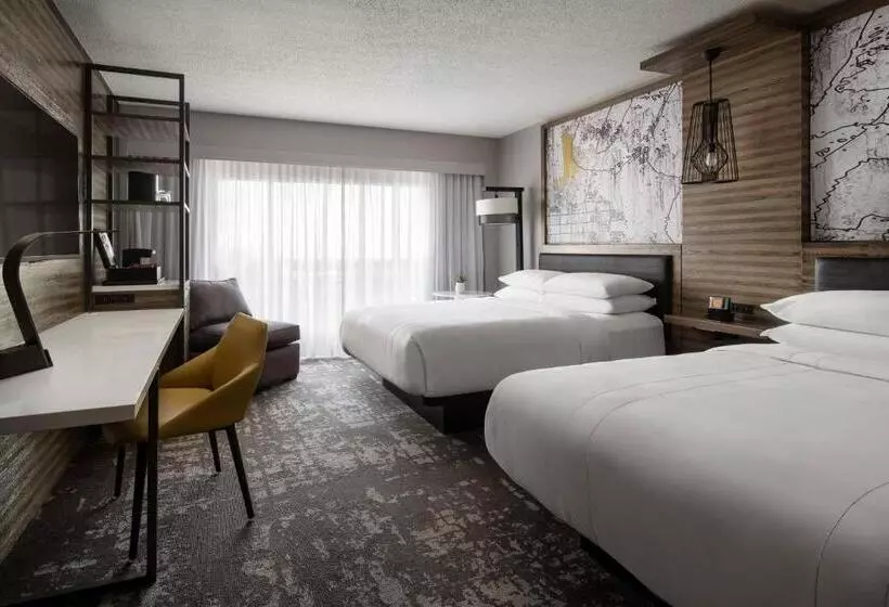 호텔 Marriott Indianapolis North