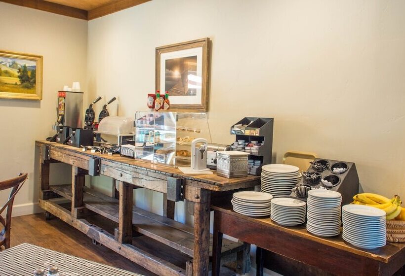 Szálloda Riverside Inn