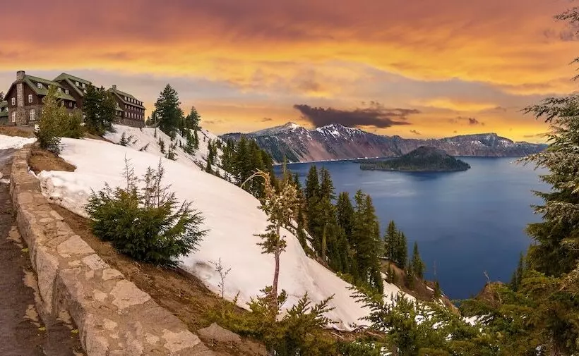 ホテル Riverside Inn