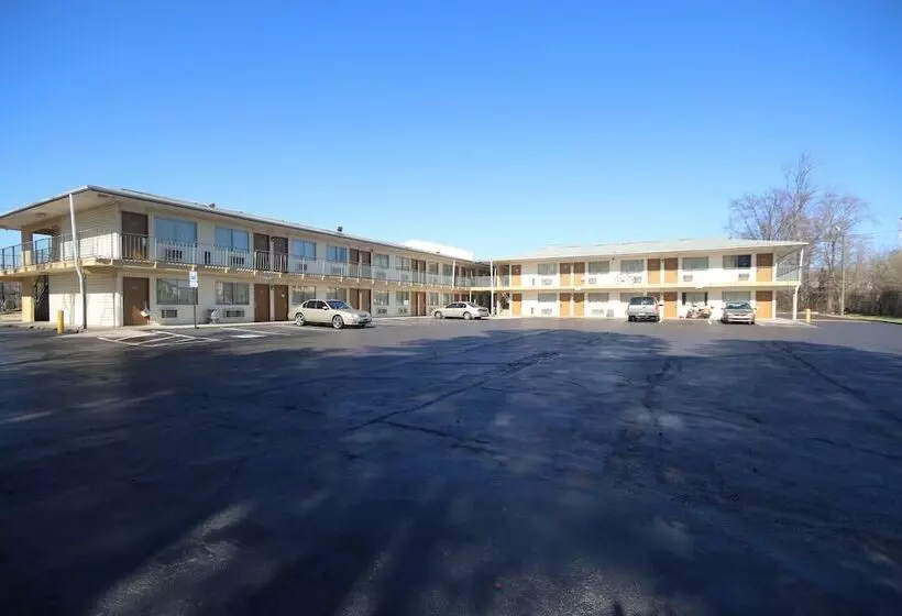 ホテル Royal Inn And Suites Charlotte Airport