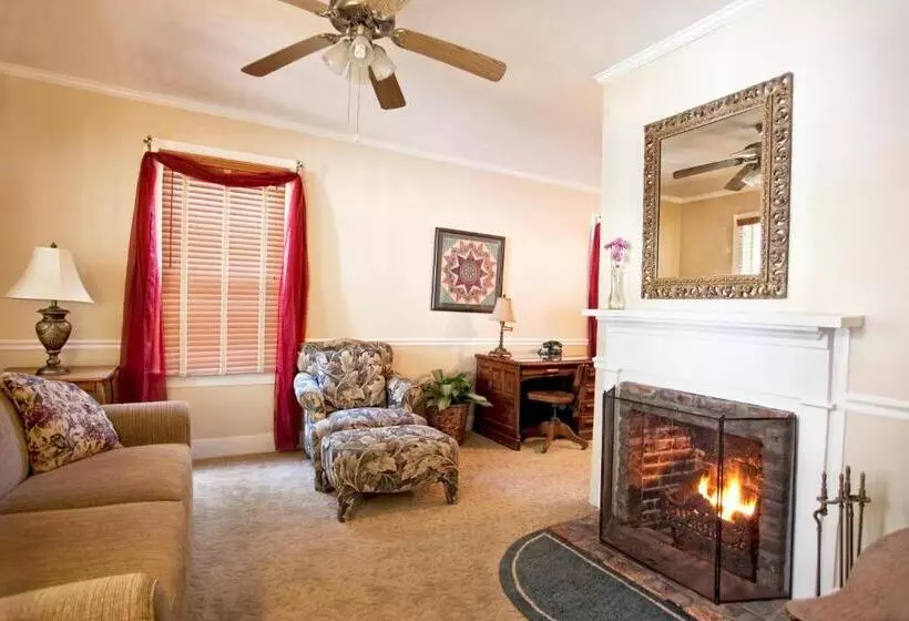 Отель St. Francis Inn Saint Augustine