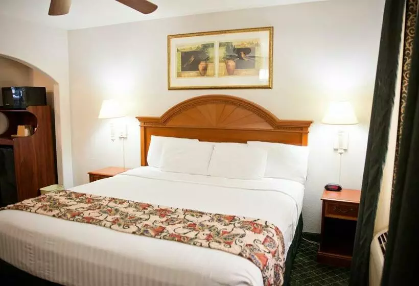ホテル Quality Inn Phoenix Scottsdale West