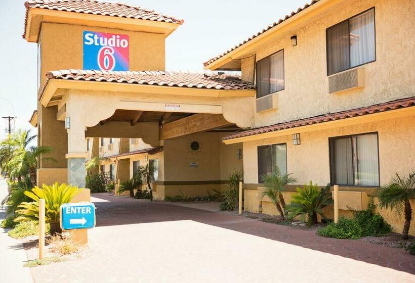 호텔 Quality Inn Phoenix Scottsdale West