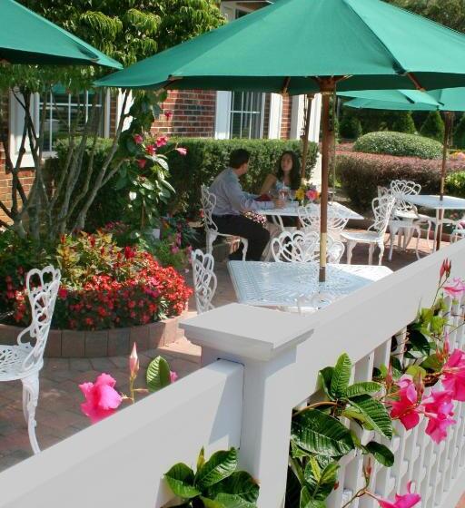 Отель The Inn And Spa At East Wind