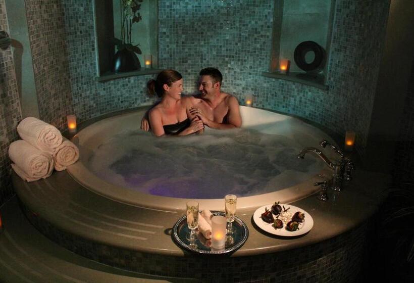 Отель The Inn And Spa At East Wind