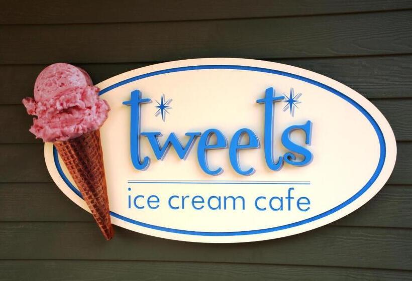 Отель The Inn And Spa At East Wind