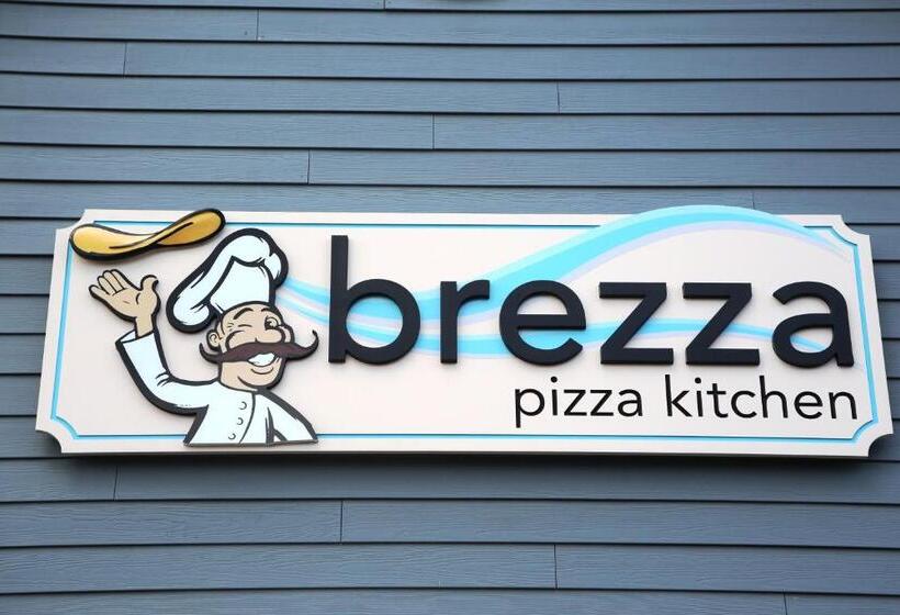 Отель The Inn And Spa At East Wind