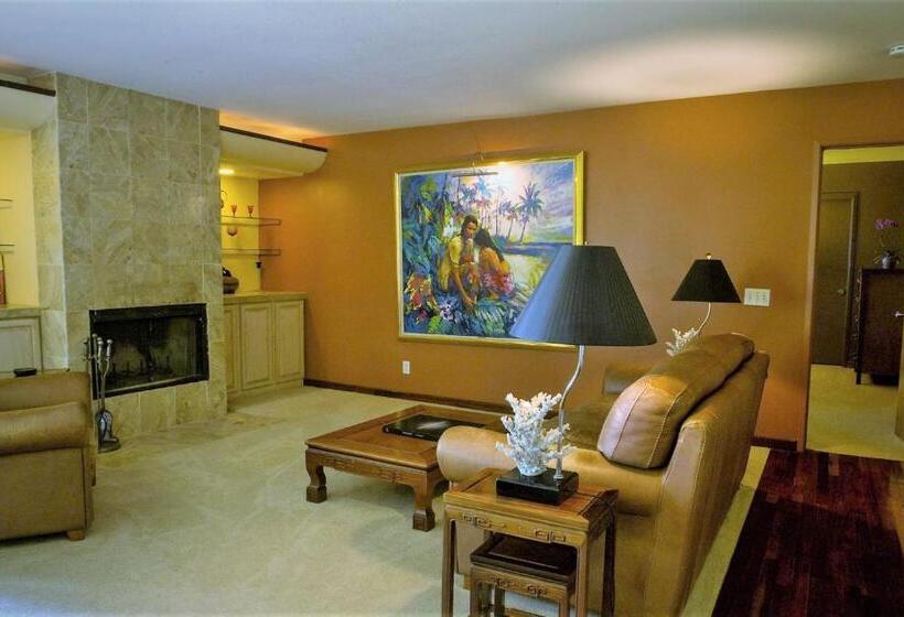 Szálloda The Inn At Kulaniapia Falls