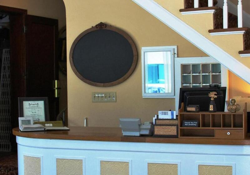 Hotel The Inn On Third