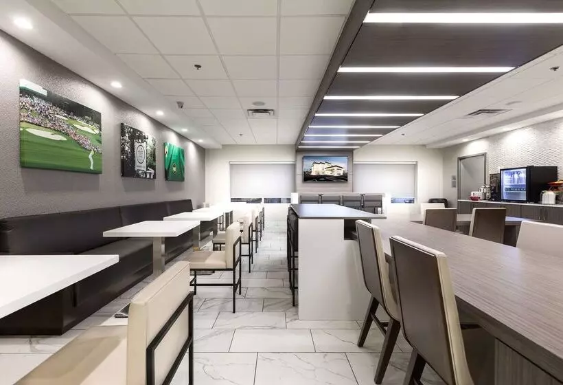 בית מלון כפרי Wingate Augusta Washington Road By Wyndham