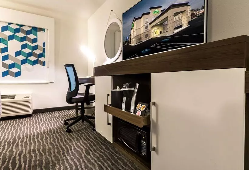 בית מלון כפרי Wingate Augusta Washington Road By Wyndham