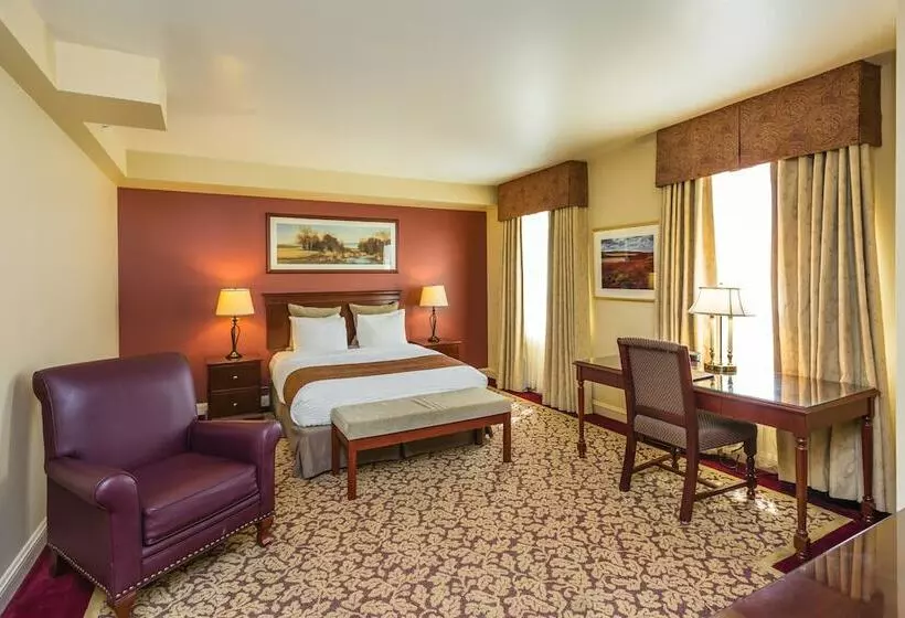 Marcus Whitman Hotel And Conference Center