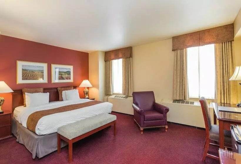 Marcus Whitman Hotel And Conference Center