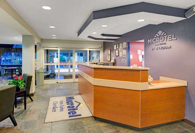 Microtel Inn & Suites By Wyndham Cherokee