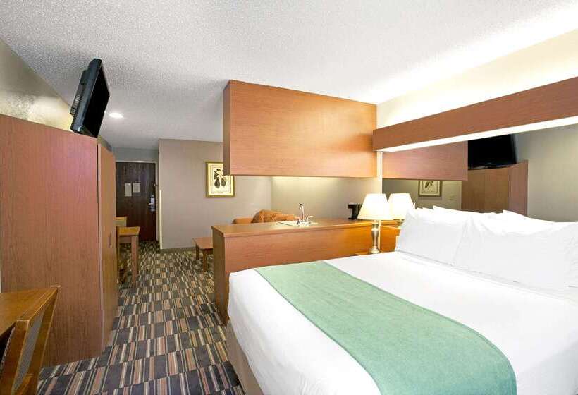 Microtel Inn & Suites By Wyndham Cherokee