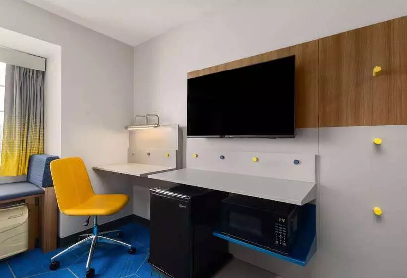 Microtel Inn And Suites Independence