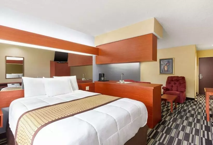 Microtel Inn & Suites By Wyndham Thomasville/high Point/lexi