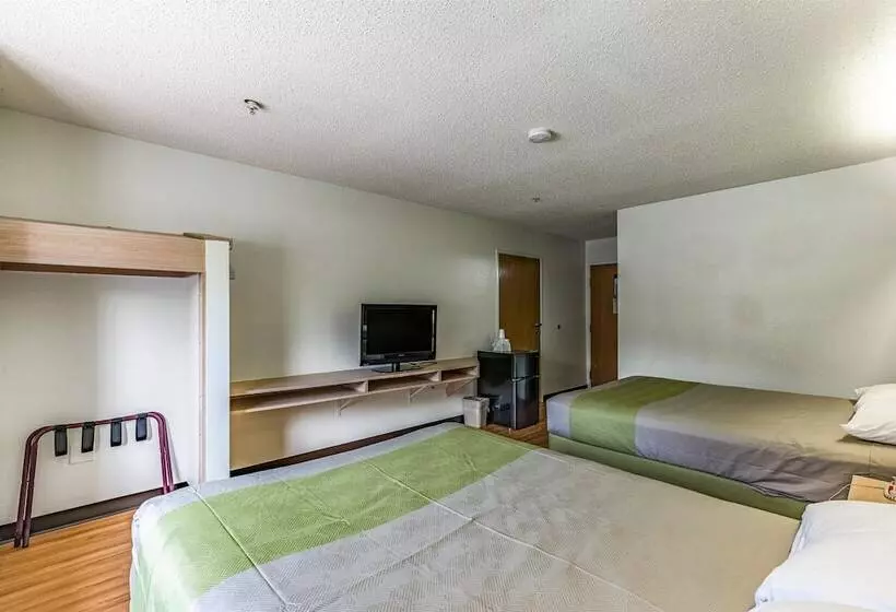 Motel 6 Charlotte, Nc University