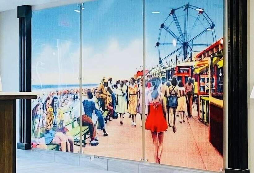 The Windstar Hotel   Carolina Beach