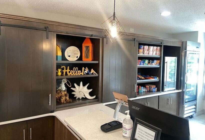 The Windstar Hotel   Carolina Beach