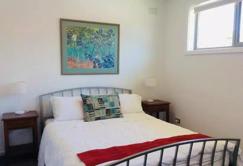 ベッドアンドブレックファースト Avilla By The Bay