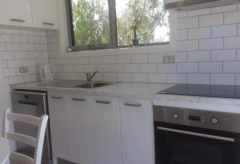 ベッドアンドブレックファースト Avilla By The Bay