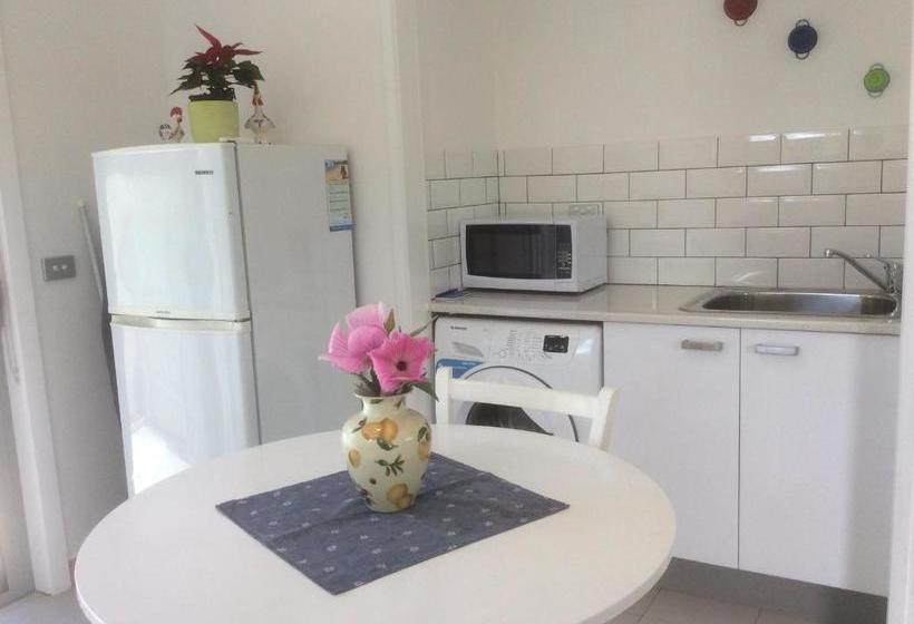 ベッドアンドブレックファースト Avilla By The Bay