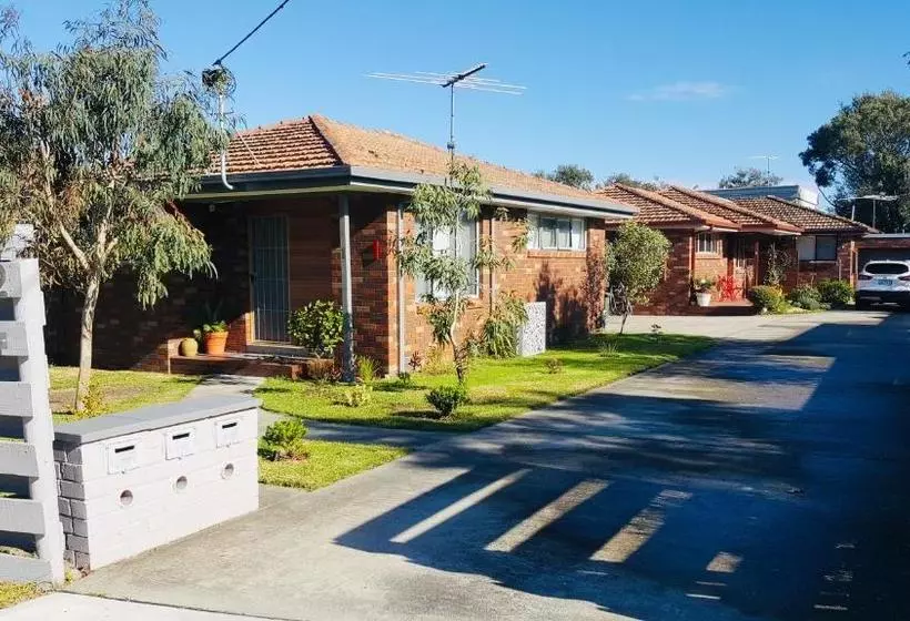 ベッドアンドブレックファースト Avilla By The Bay