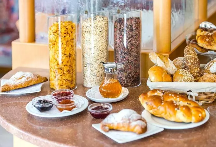 Aamiaismajoitus (B&B) Garni Weghueb