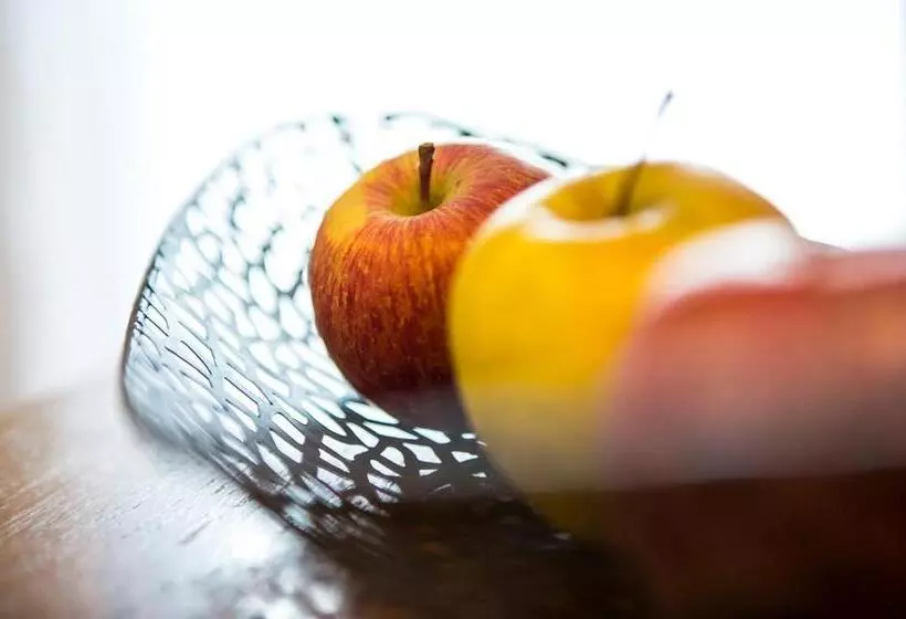 Aamiaismajoitus (B&B) Garni Weghueb