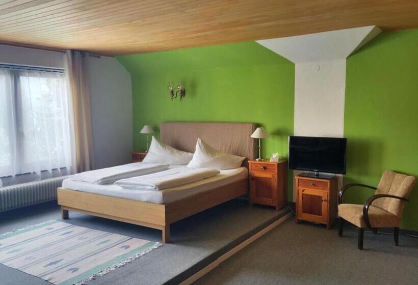 مبيت وإفطار Haus Marianne