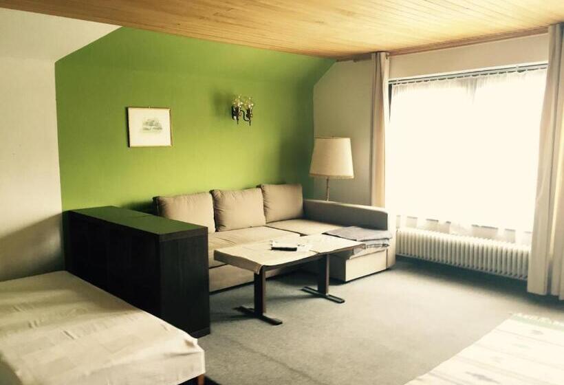 مبيت وإفطار Haus Marianne