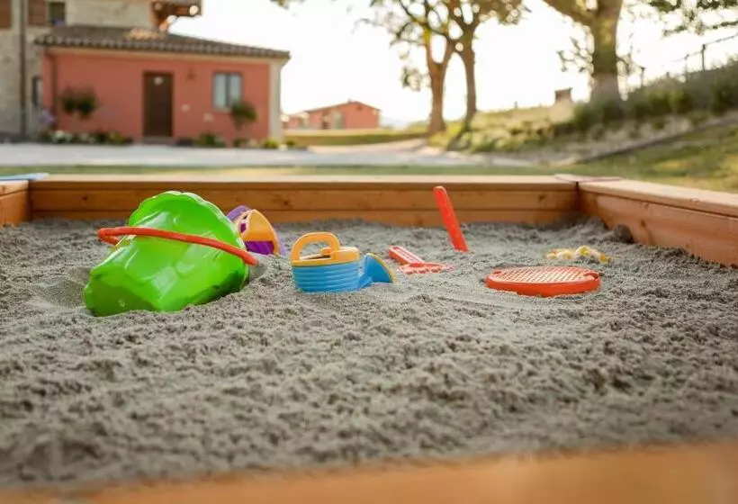 ホテル Agriturismo Casale San Lorenzo