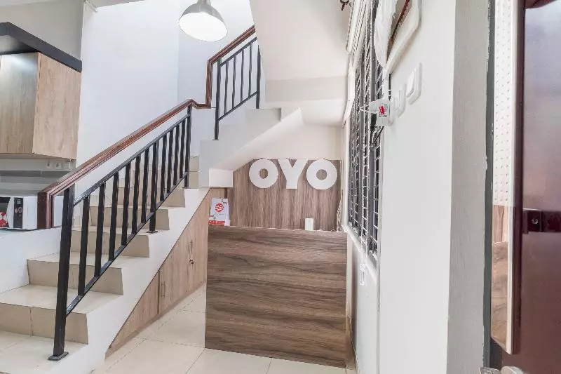 Hotelli Oyo 3248 Vision Residence Karawang