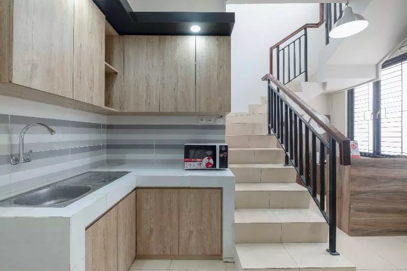 Hotelli Oyo 3248 Vision Residence Karawang