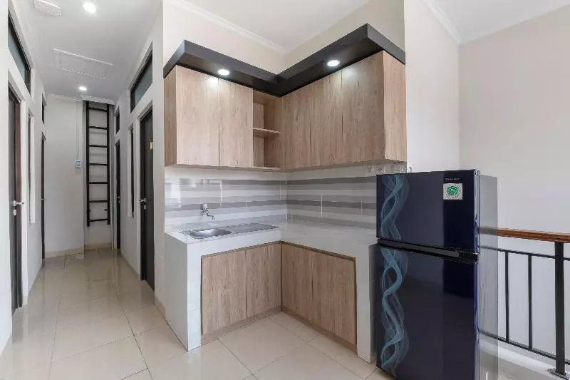Hotelli Oyo 3248 Vision Residence Karawang